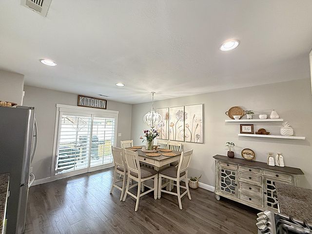 1042 N SKIPTON DR, North Salt Lake, UT 84054