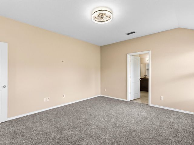 1108 Wellesbourne Lane, Fort Worth, TX 76134