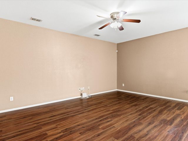 1108 Wellesbourne Lane, Fort Worth, TX 76134