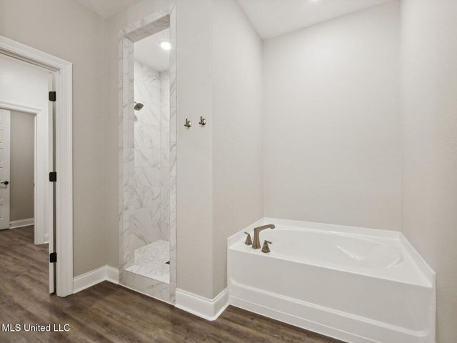 13565 Garland Road, Ocean Springs, MS 39564