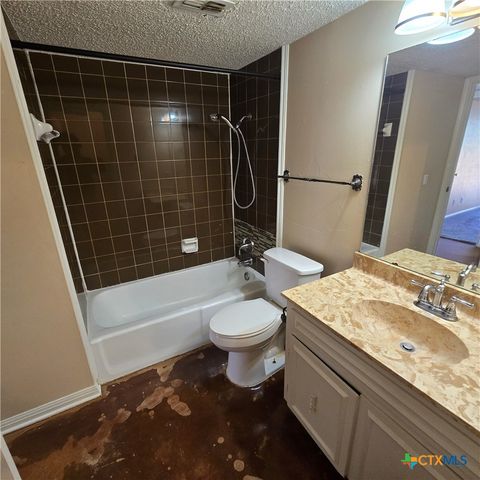 801 Old Ranch Road 12, San Marcos, TX 78666
