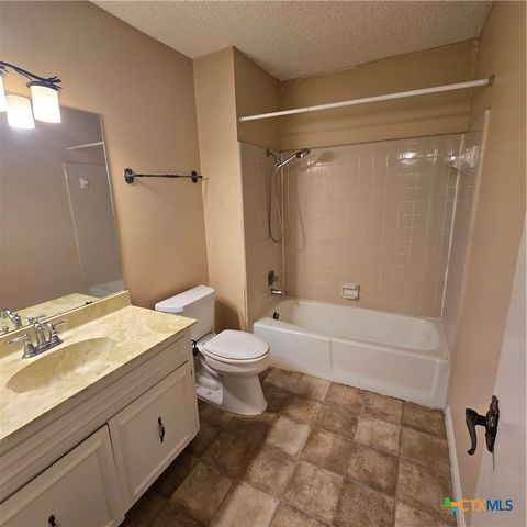 801 Old Ranch Road 12, San Marcos, TX 78666