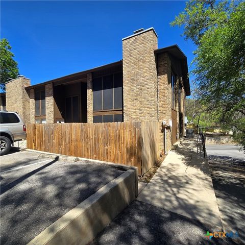 801 Old Ranch Road 12, San Marcos, TX 78666