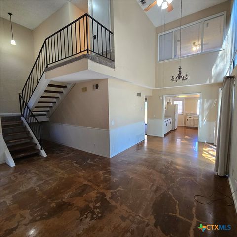 801 Old Ranch Road 12, San Marcos, TX 78666