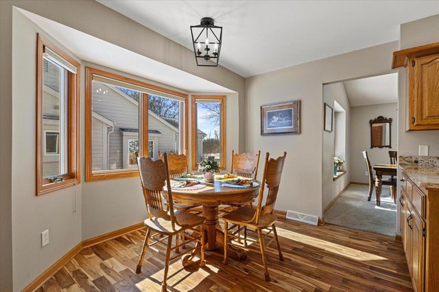 W179N9773 Riversbend CIRCLE W, Germantown, WI 53022