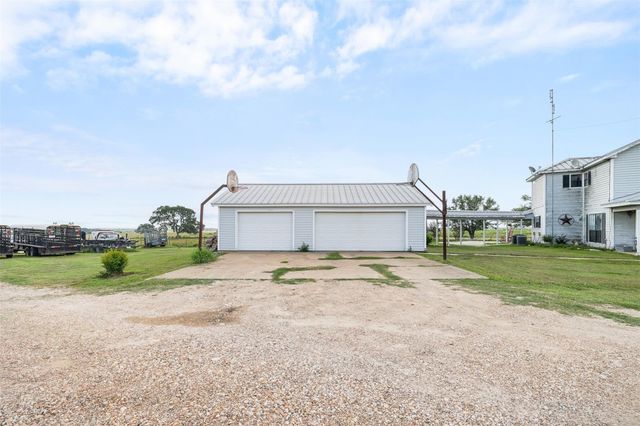 1347 County Road 426, Dime Box, TX 77853