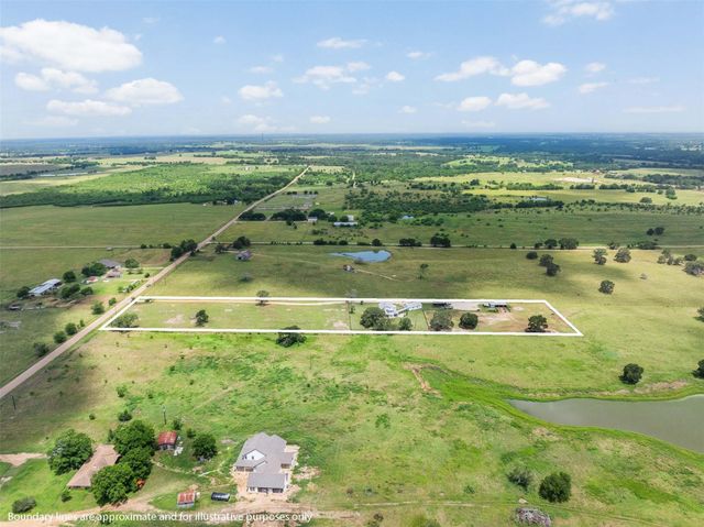 1347 County Road 426, Dime Box, TX 77853