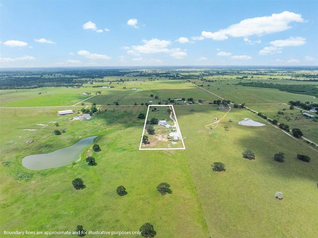 1347 County Road 426, Dime Box, TX 77853