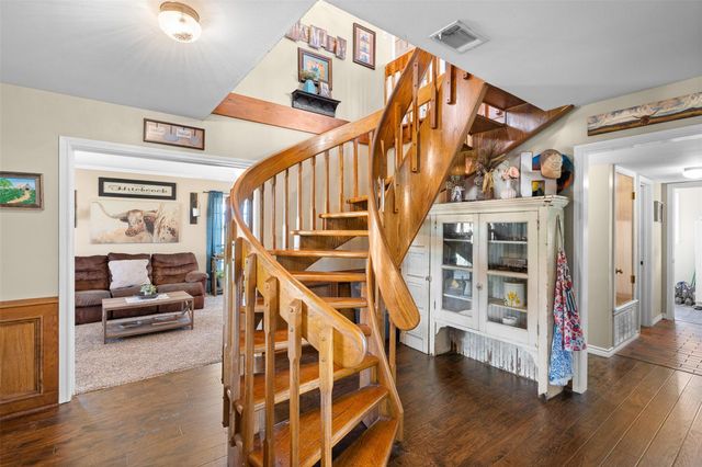 1347 County Road 426, Dime Box, TX 77853
