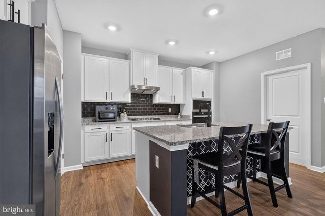 26 CHOKEBERRY WAY, Gettysburg, PA 17325