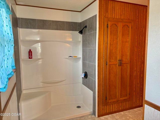 2419 South Ozark Avenue, Joplin, MO 64804