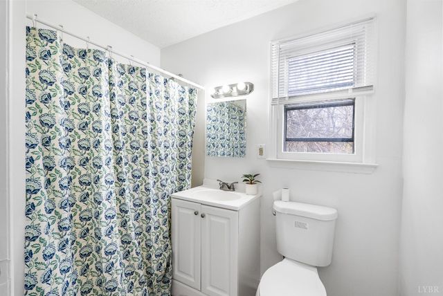 29 Oakland Avenue, Danville, VA 24540