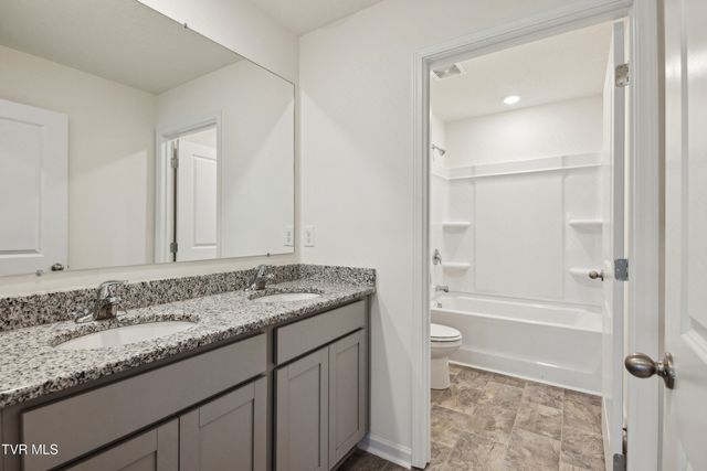 227 Artist Avenue, Johnson City, TN 37615