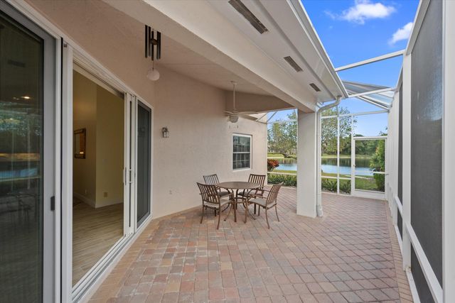 1020 Lytham Court, West Palm Beach, FL 33411