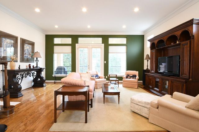 9127 Harbor Hills Drive, Houston, TX 77054