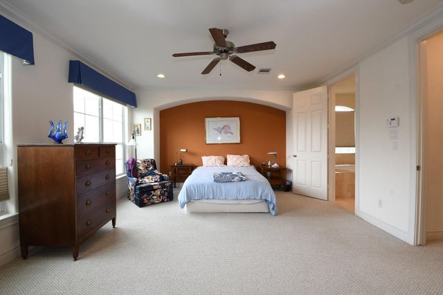 9127 Harbor Hills Drive, Houston, TX 77054