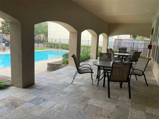 9127 Harbor Hills Drive, Houston, TX 77054
