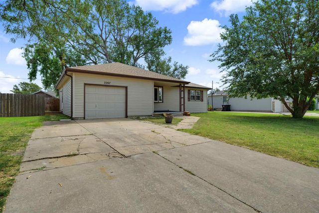 2267 S Ohio St, Salina, KS 67401