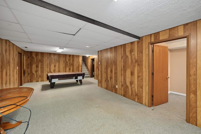 2267 S Ohio St, Salina, KS 67401