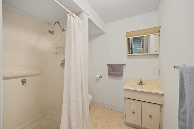 2267 S Ohio St, Salina, KS 67401