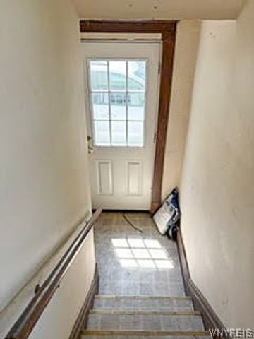 1720 Hyde Park Boulevard, Niagara Falls, NY 14305
