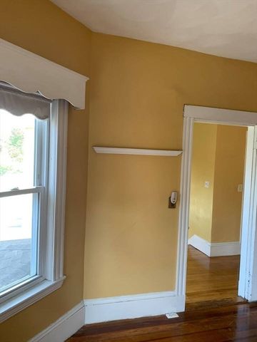 77 Sheridan Ave, Medford, MA 02155