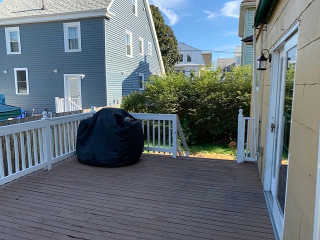 77 Sheridan Ave, Medford, MA 02155