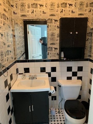 77 Sheridan Ave, Medford, MA 02155