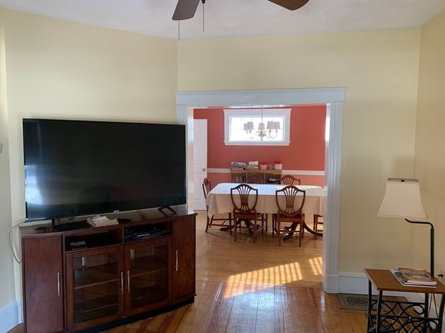 77 Sheridan Ave, Medford, MA 02155