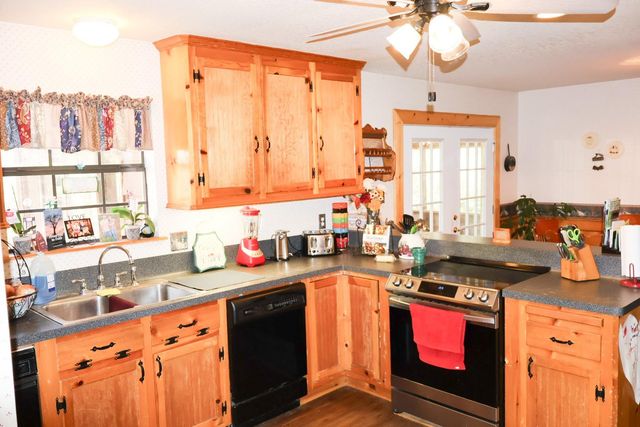 695 County Road 2309, Cleveland, TX 77327