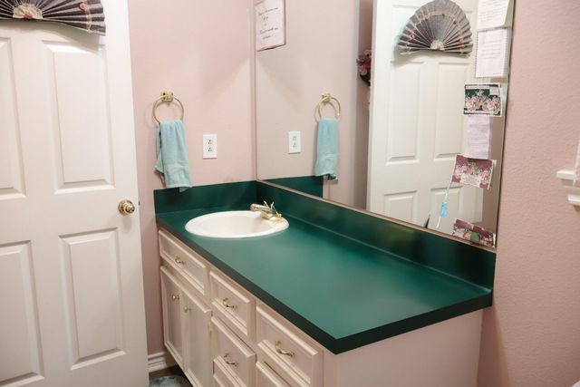 695 County Road 2309, Cleveland, TX 77327