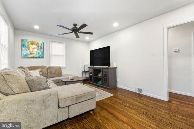 1287 CLEMENTS BRIDGE RD, Woodbury, NJ 08096