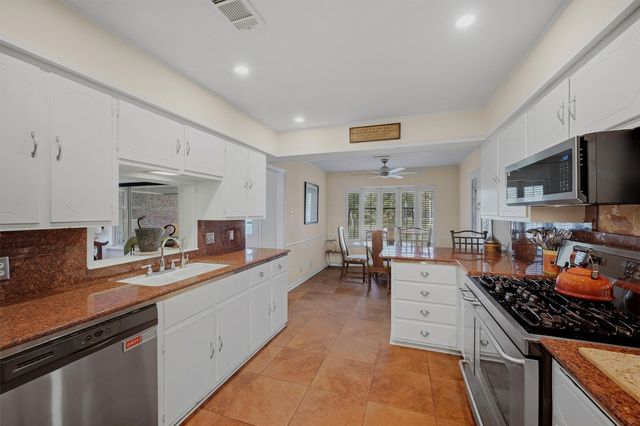1609 Lakewood Drive, Sherman, TX 75092