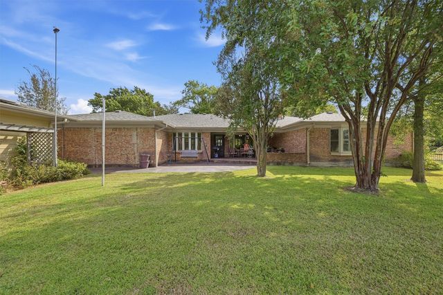 1609 Lakewood Drive, Sherman, TX 75092