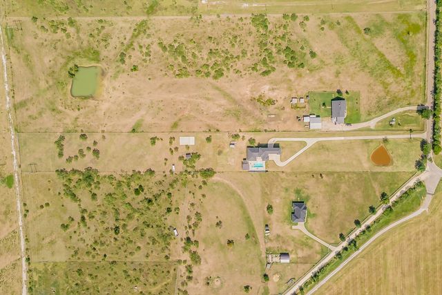 616 County Road 903, Cleburne, TX 76033