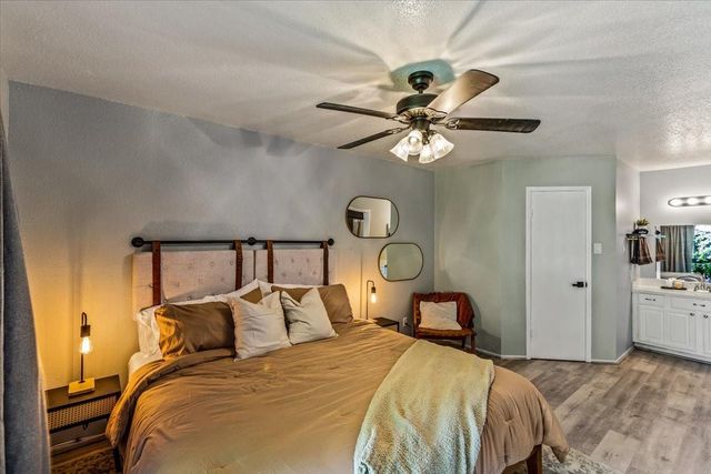 2601 S Braeswood Boulevard 1404, Houston, TX 77025