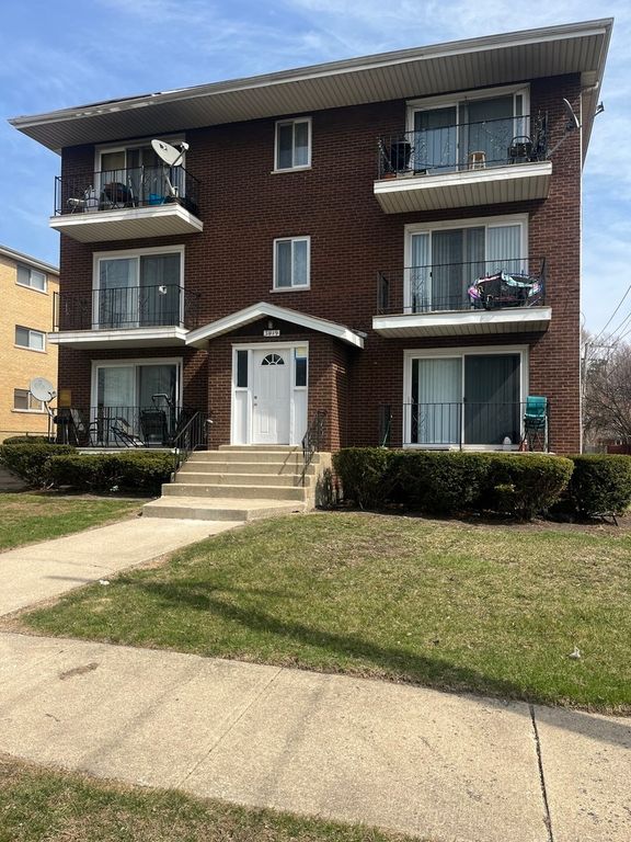 7919 S 83RD Court 1s, Justice, IL 60458