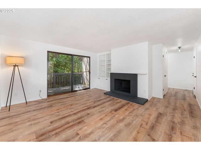 7146 Sw Murray Blvd 207, Beaverton, OR 97008