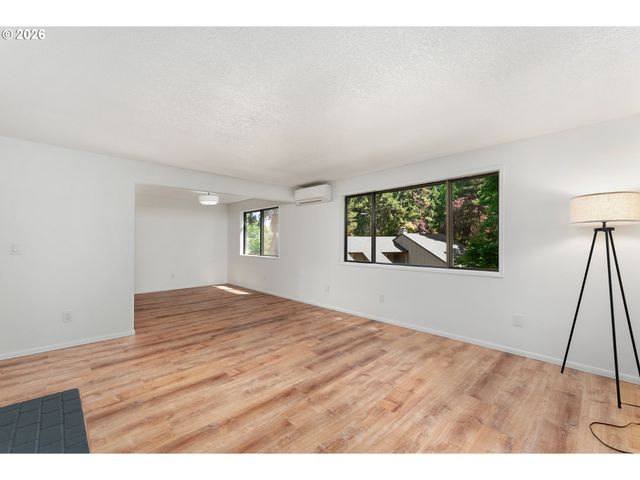 7146 Sw Murray Blvd 207, Beaverton, OR 97008