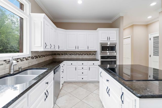 318 Ashwick Court, Spartanburg, SC 29301