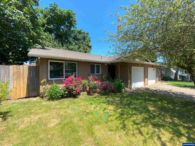 4805 Buffalo (& 4807) Dr SE, Salem, OR 97317