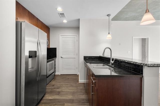 250 Pharr NE Road 309, Atlanta, GA 30305