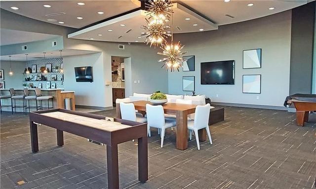 250 Pharr NE Road 309, Atlanta, GA 30305