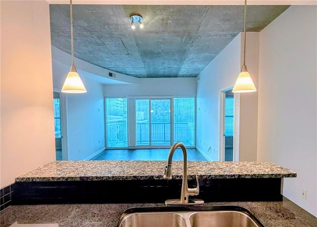 250 Pharr NE Road 309, Atlanta, GA 30305