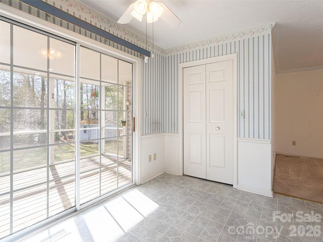 120 Burge Mountain Road, Hendersonville, NC 28792