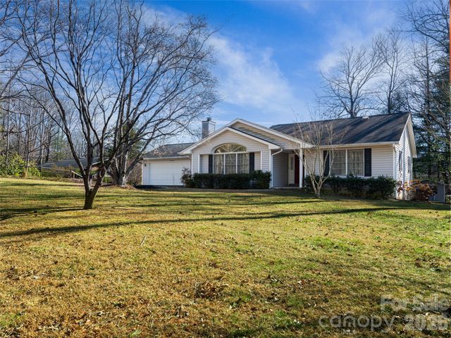 120 Burge Mountain Road, Hendersonville, NC 28792