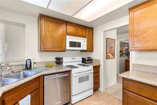 24142 Minnetonka Lane, Lake Forest, CA 92630