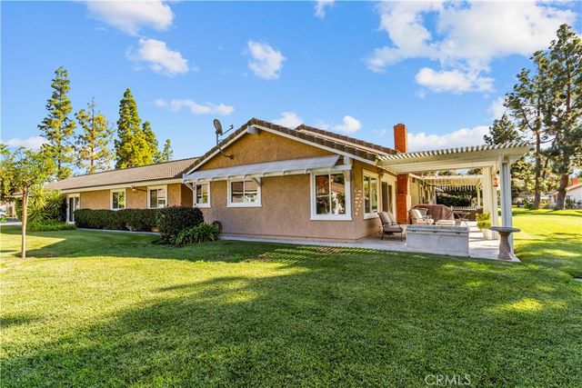 24142 Minnetonka Lane, Lake Forest, CA 92630