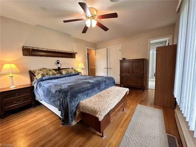 5610 Bledsoe Drive, Greensboro, NC 27410