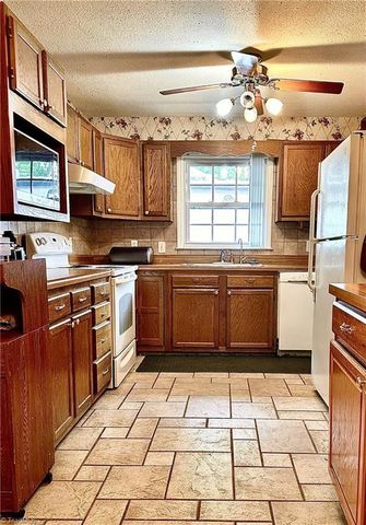 5610 Bledsoe Drive, Greensboro, NC 27410